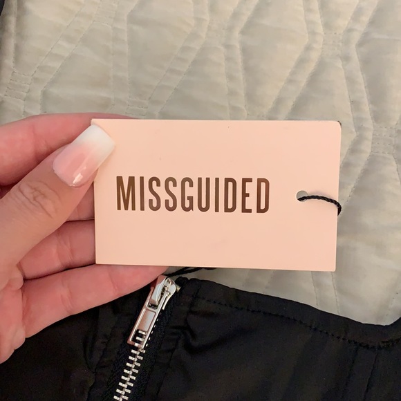 Corset crop top! MISSGUIDED! - Picture 4 of 4